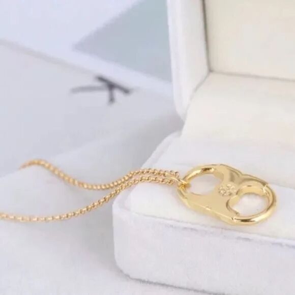 New Tory Burch Gold Gemini Adjustable Necklace - Picture 4 of 6